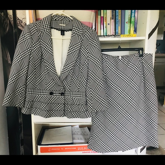 White House Black Market Other - White House Black Market Plaid women’s Suit